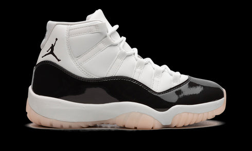 AIR JORDAN 11 WMNS "Neapolitan"